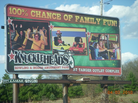Knuckleheads Sign in the Dells
